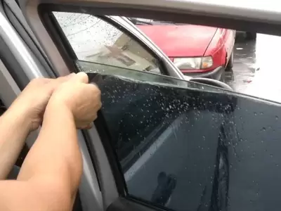 1517328857429