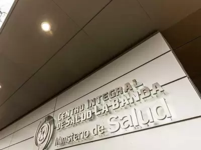 1525355472673