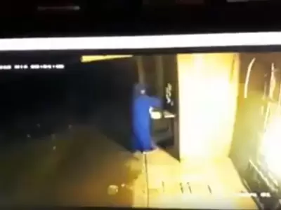 1528410463663