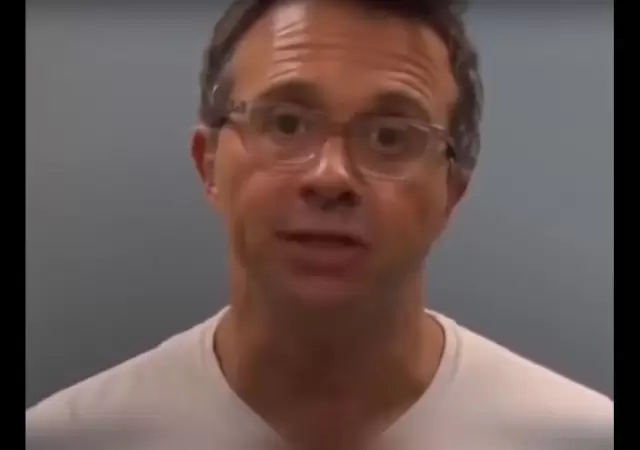 1535716047616