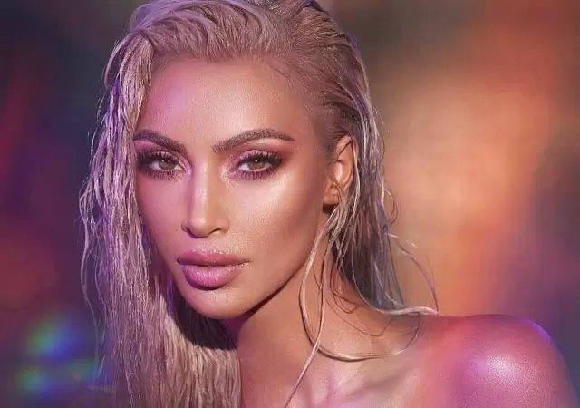Kim-Kardashian-cara