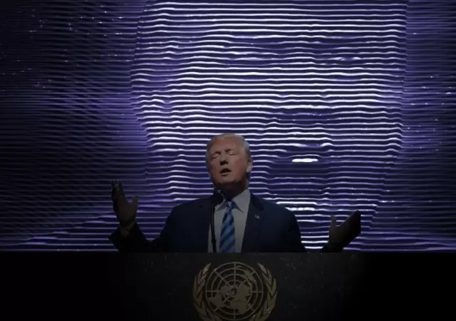 1538575421004