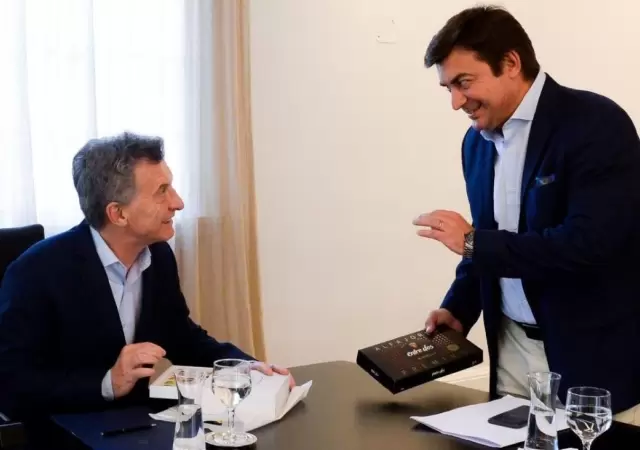 Macri-y-De-Marchi--en-Olivos