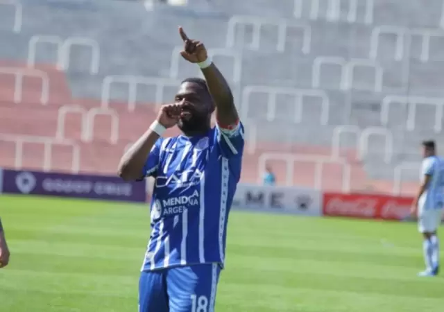 Godoy-Cruz-Atl�tico-Tucum�n-Superliga4