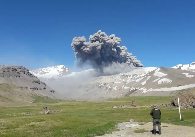 Volcan-Peteroa3