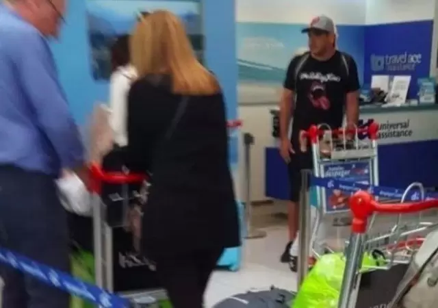 Barra-deportado