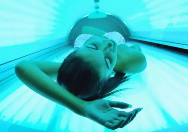 cama-solar-verano-riesgo-salud-sol-cancer-piel-cuidados-consejos-2