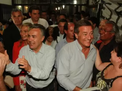 cornejo-suarez-capital-desdoblamiento-mendoza-elecciones