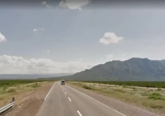 accidente-muerte-corsa-pareja-ruta-7-mendoza-heridos-camion