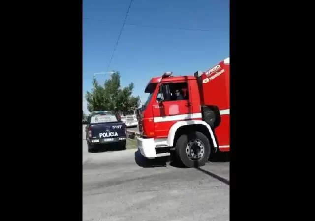 incendio-bomberos-maip-mendoza-empresa-rodriguez-pea