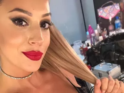 noelia-marzol-instagram-fotos-soltera-vestido-rojo-99