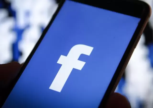 61416885-facebook-logo