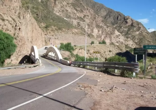 cacheuta-incidente-precipicio-hombre-cay