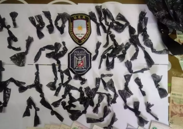 droga-policiales-hoy-godoy-cruz-auto-dealer-secuestro-detenido-mendoza-3