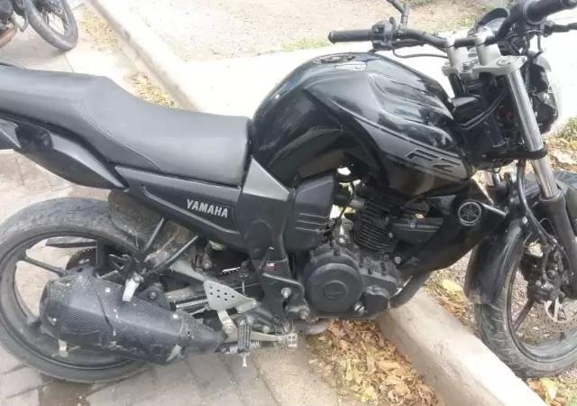 detenidos-ciudad-policiales-hoy-moto-fz-3