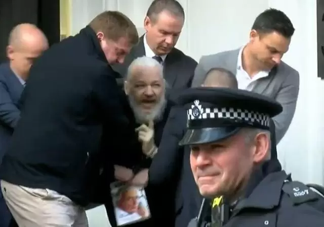 Assange2