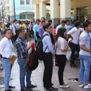 La prdida de puestos de trabajo se acenta por la recesin