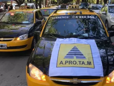 reclamo-taxistas-mendoza-hoy-uber-cabify-2