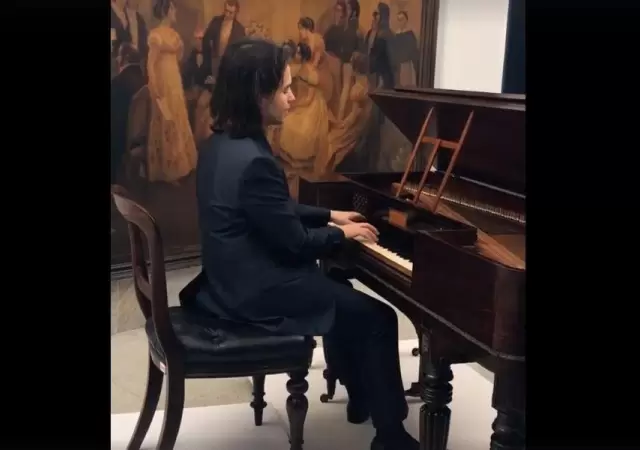 macri-piano-video-argentina-himno-argentino-audio