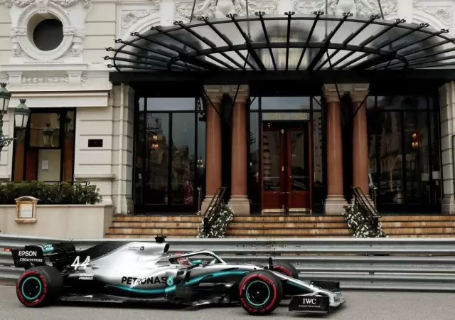 Lewis-Hamilton
