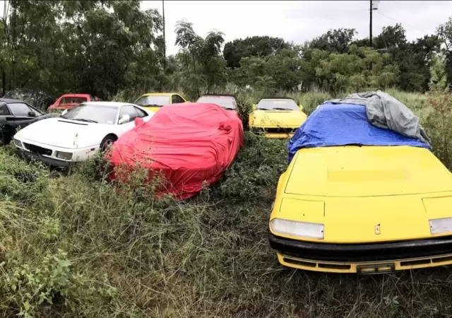 Field-Of-Abandoned-Ferraris-1600x826