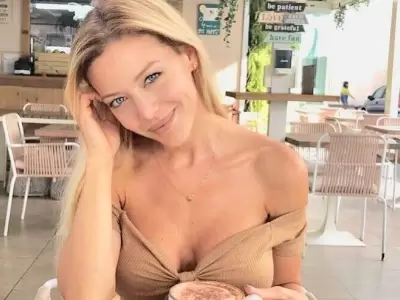 evangelina-anderson-jacuzzi-fotos-instagram-marido-video-bikini-6