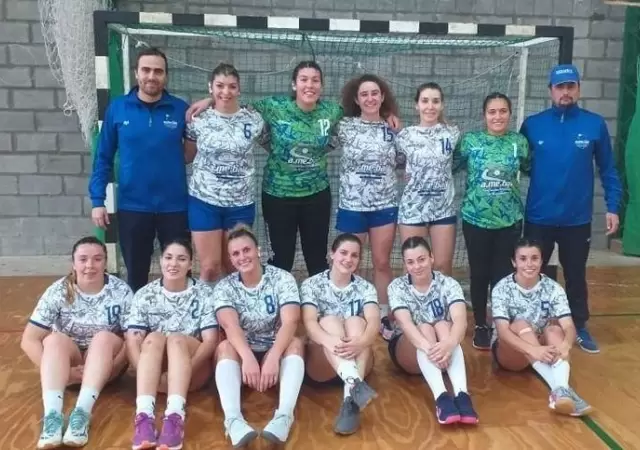 Handball01