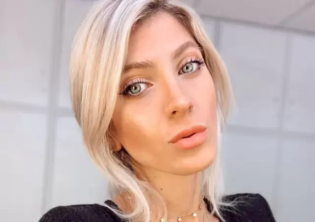 Candela-Ruggeri-instagram-foto-bikini-c�bala-novio-sauna-2