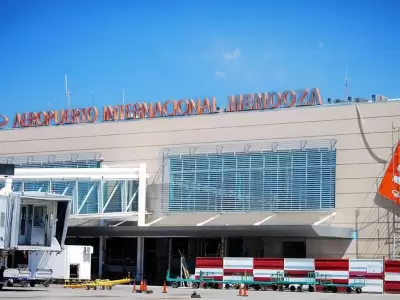 nuevo-radar-moderno-aeropuerto-de-mendoza-ezeiza-aeroparque-cordoba-tecnologia-aerea-control-aviacion