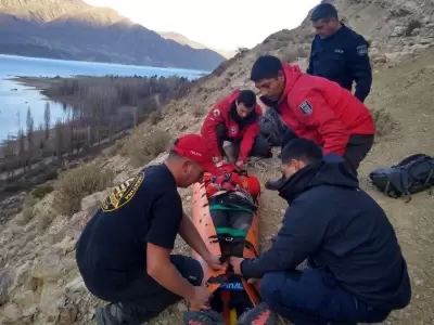 turista-monta�a-rescate-policiales-mendoza-hoy-33