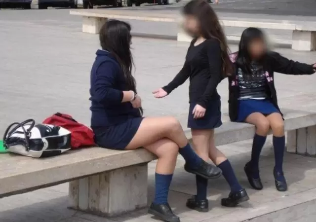 preceptor-sexo-alumnas-san-juan-colegio-
