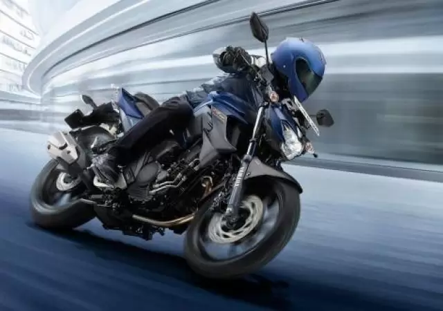 FZ25-with-ABS
