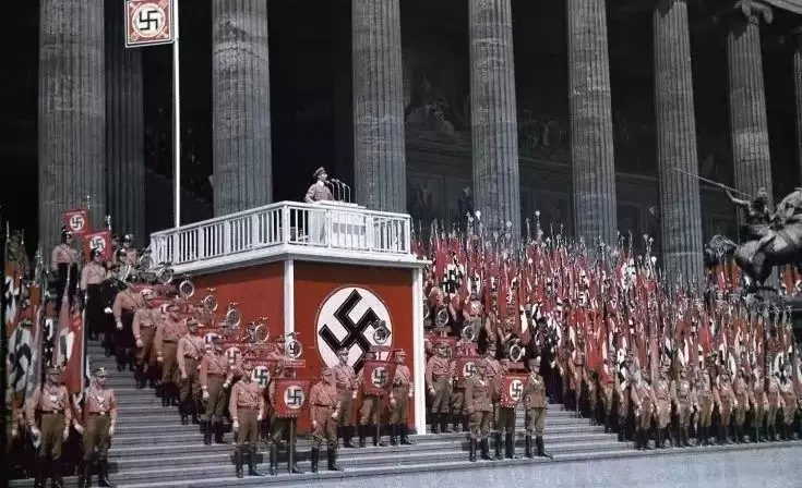 nazis