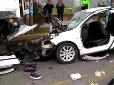 accidente-quilmes-chicas-muerte-cami�n-estacionado-video-3