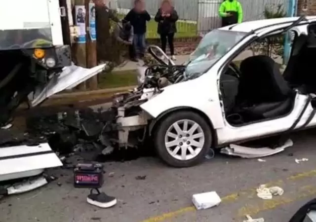 accidente-quilmes-chicas-muerte-cami�n-estacionado-video-3