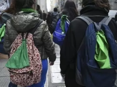 estudiante-pa�uelo-verde