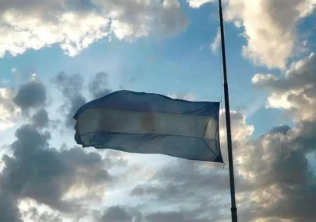 tragedia-micro-tucum�n-lista-fallecidos-duelo-personas-mendoza