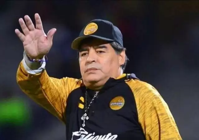 Diego-Maradona1