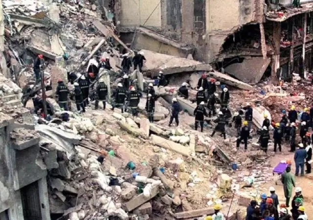 decretos-boletin-oficial-mauricio-macri-atentado-terrorista-amia-25-a�os