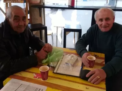 se-viene-la-amistad-en-el-f�tbol-almuerzo