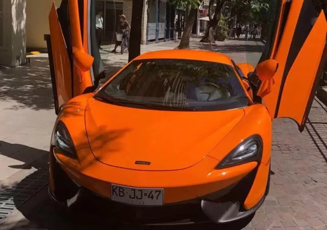 McLAren2