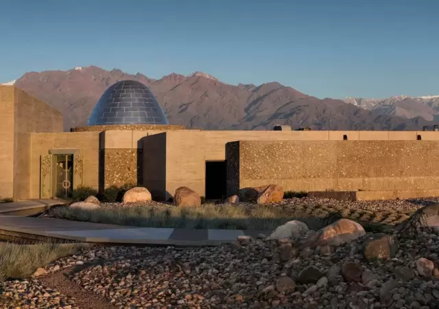 Bodega-Zuccardi-Valle-de-Uco-entrada