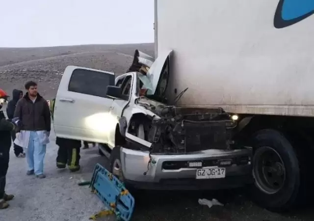 accidente-fatal-tragedia-en-el-calafate-santa-cruz-tres-personas-de-una-familia-murieron-choque-con-un-camion-2019