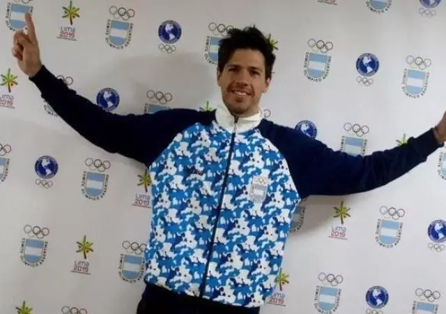 Robertino-Luciano-Pezzota-primera-medalla-de-bronce-delegacion-argentina-squash-juegos-panamericanos-lima-2019