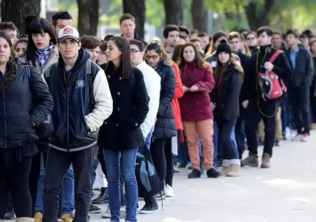 desempleo-juvenil-argentina-mayor-que-el-desempleo-en-adultos-informe