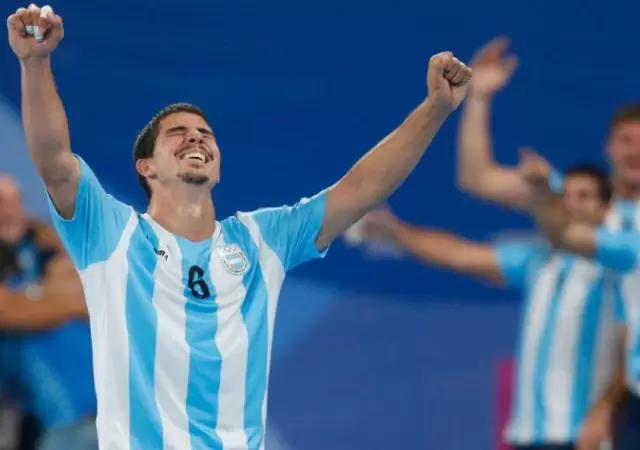 Handball-2