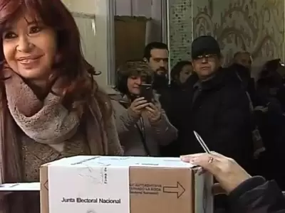 cristina-fern�ndez-voto-elecciones-PASO-2