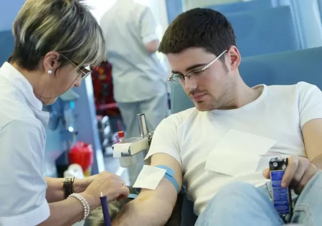 donacion-de-sangre-y-medula-osea-escuela-comercial-de-maipu-mendoza-conectate-campaa-2019