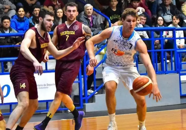 mendoza-basquet