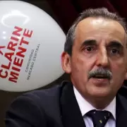 Roberto Navarro contra Guillermo Moreno por sus gastos en redes